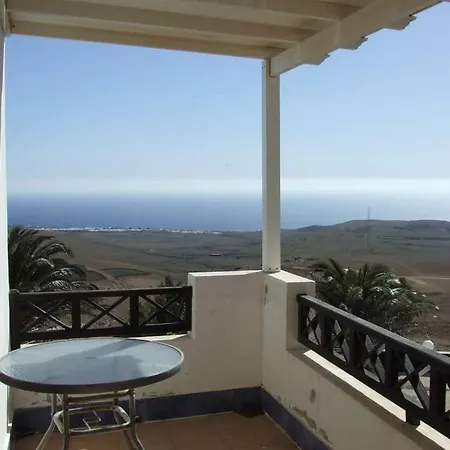 Vila Sleeps 2 Pool Wifi T691619